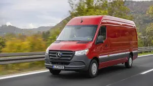 Mercedes eSprinter ile Ticarette Devrim: Türkiye’nin İlk Elektrikli Hafif Ticari Aracı Sahneye Çıkıyor! - Borsametre