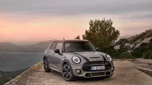 Mini Cooper Elektrikli Modellere Büyük Fiyat Avantajı Sağladı! Satışlar Zirveye Tırmandı - Borsametre